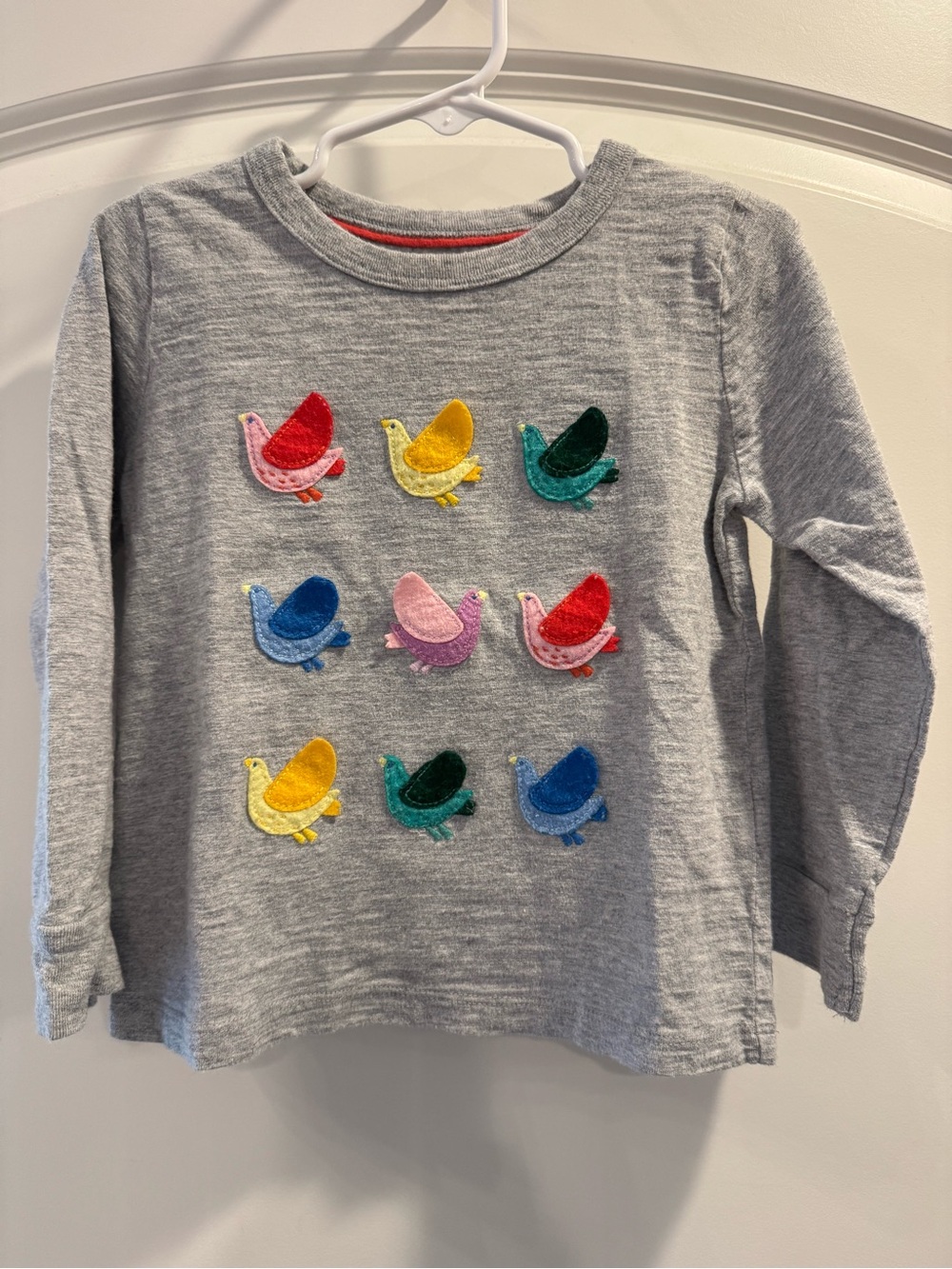 Mini Boden Grey Long-Sleeve Tee with Colorful Bird AppliquΓ©s